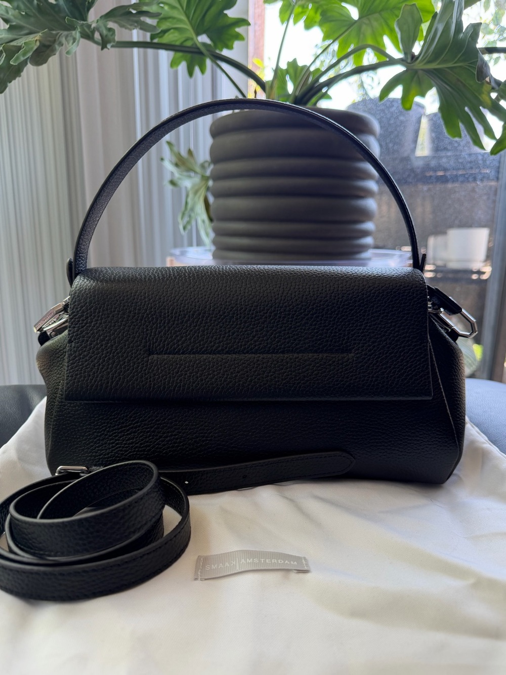 Perfect condition Smaak Amsterdam Aileen Bag in Black